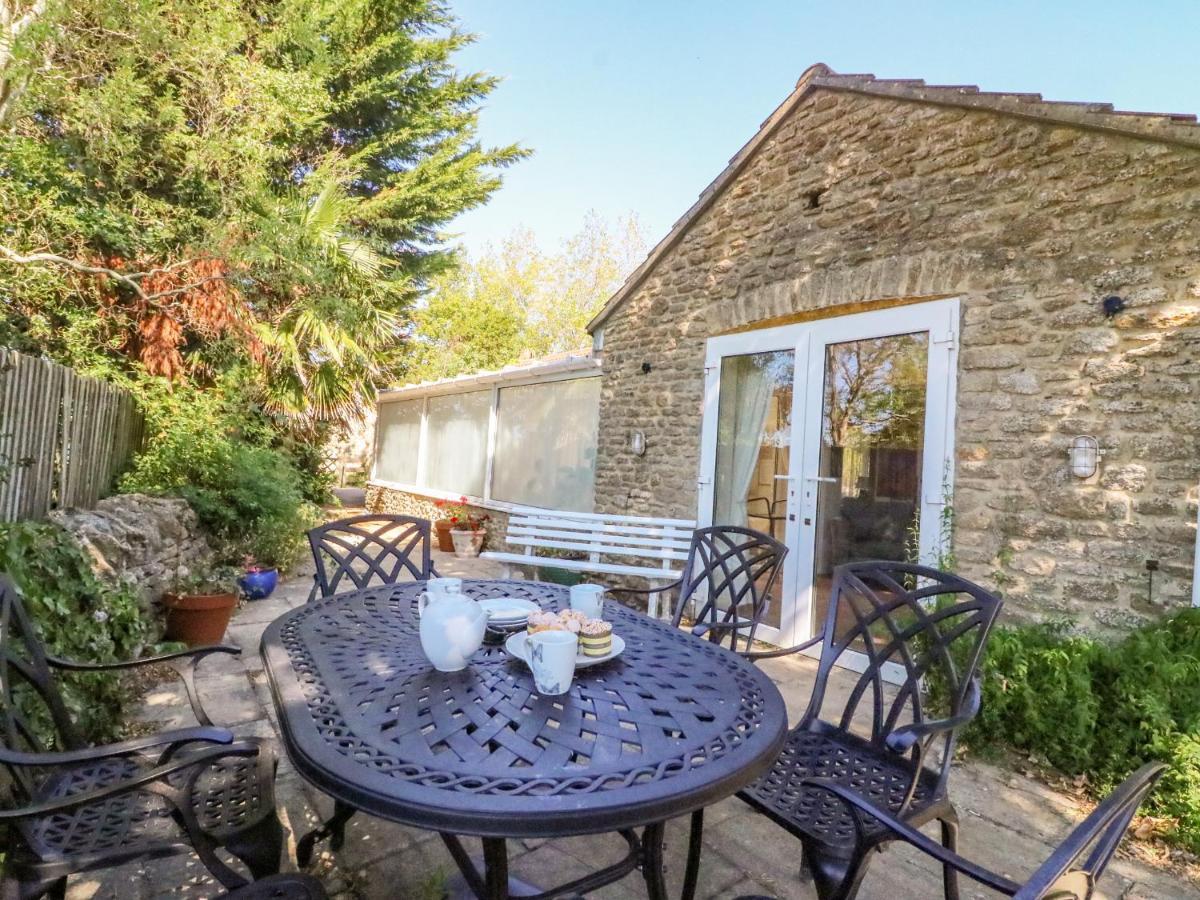 Mimosa Cottage Swyre Bagian luar foto