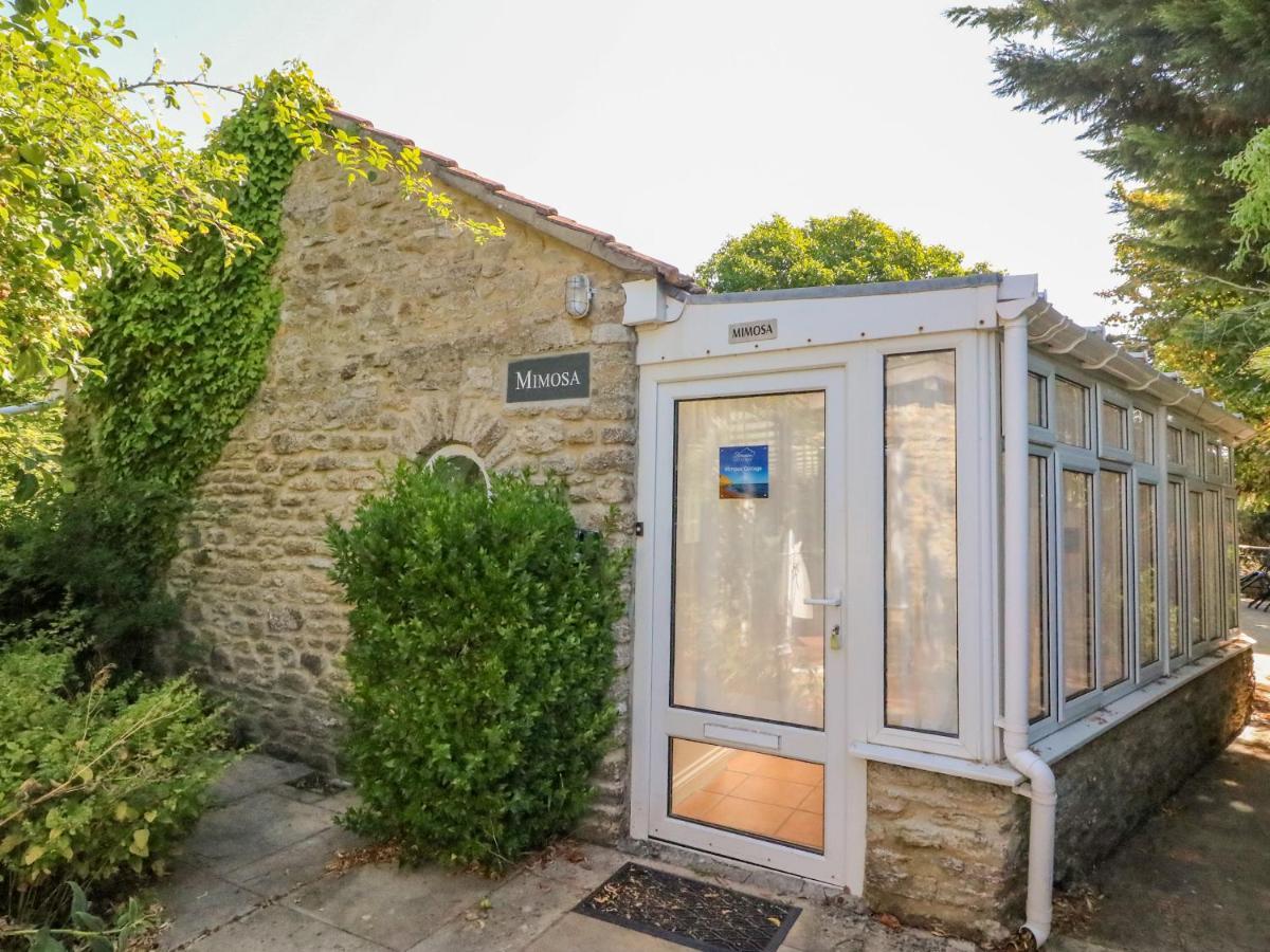 Mimosa Cottage Swyre Bagian luar foto