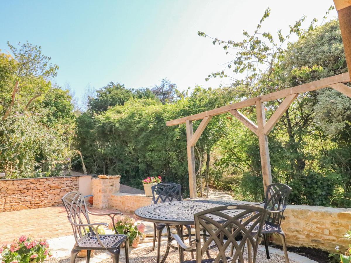 Mimosa Cottage Swyre Bagian luar foto