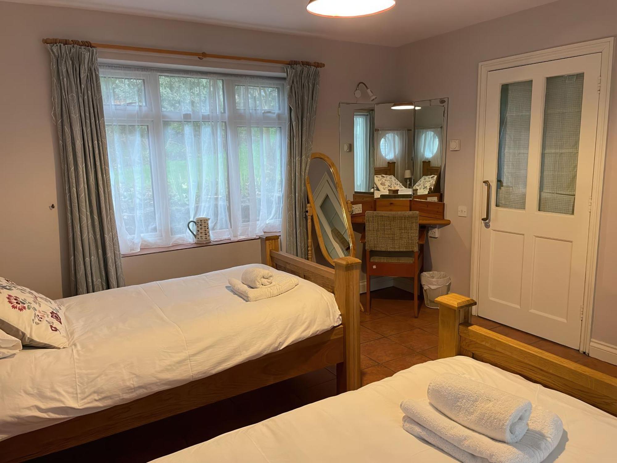 Mimosa Cottage Swyre Bagian luar foto